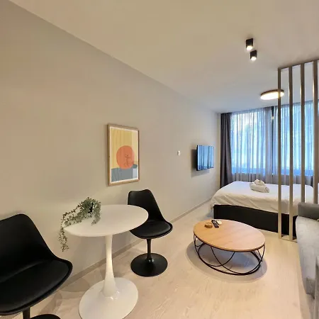Apartment Aura V6 Outdated Thessaloniki