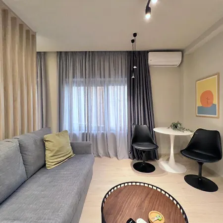 Apartment Aura V6 Outdated
